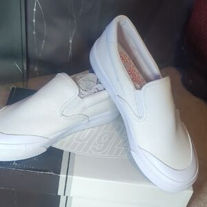 Lugz Women's Cream Slip-On Flats